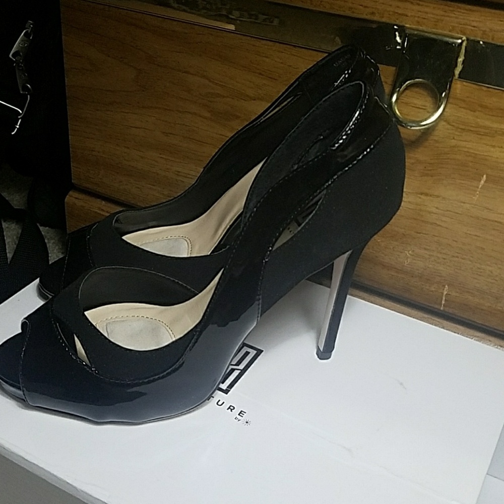 High heels - Picture 3 of 3